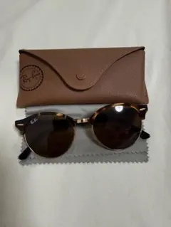 Ray-Ban レイバン　4246 クラブラウンド