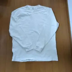 ユニクロ長袖シャツ