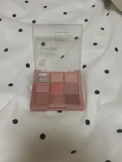 デイジーク アイシャドウパレット 9色入り