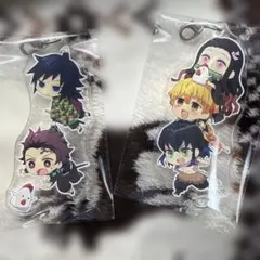 鬼滅の刃　ローソン　つながるキーホルダー