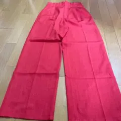 GU ジーユー カラースラックス パンツ ズボン S レッド 赤