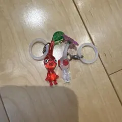 ピクミン アクリルキーホルダー 2個セット 白ピクミン 赤ピクミン