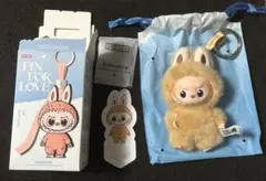 POPMARTイニシャル THE MONSTER PIN FOR LOVE【S】