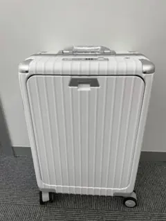 リベティ多機能キャリーケース【マットホワイト Sサイズ】 リベティ多機能キャリーケース【マットホワイト Sサイズ