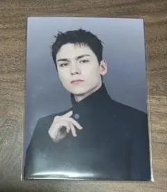 NEW_ イルコントレカ　バーノン