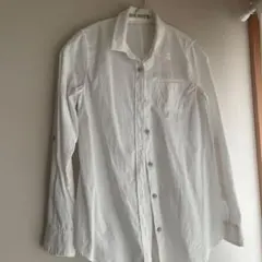 ホワイト 長袖シャツ 胸ポケット付き
