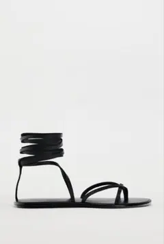 ZARA ブラック ストラップサンダル