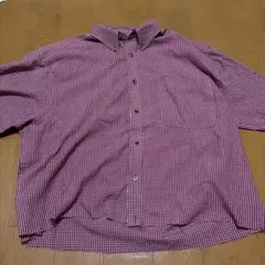 赤と白のチェック柄 半袖シャツ