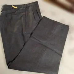 チャコールグレースラックス