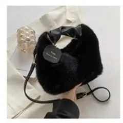 ファーショルダーバッグ