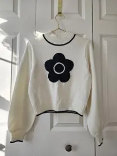 美品　Lily Brown マリークワント　デイジーニットトップス　ホワイト