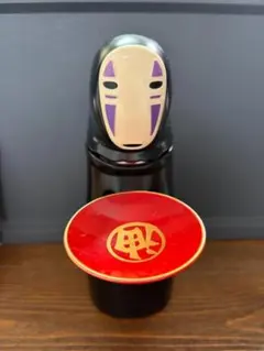 カオナシ貯金箱のサムネイル