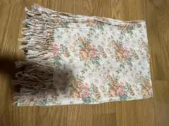 花柄　フリンジストール　ベージュ