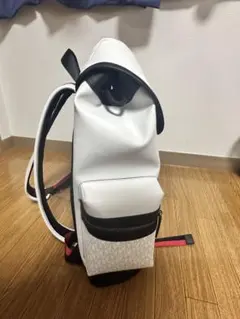 ホワイト ロールトップ バックパックのサムネイル