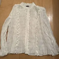ZARA フリル付きホワイトシャツ