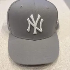 ニューヨーク・ヤンキース グレー キャップ