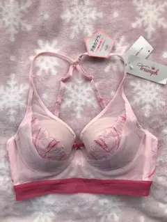 ☆再値下しました☆【新品】天使のブラ魔法のハリ感487