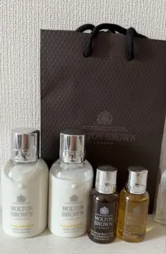 Molton Brown ボディローション100ml×2シャワージェル×2