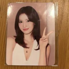 TWICE MOMO SIE. トレカ ドンキ限定 オフショット フォトカード - メルカリ