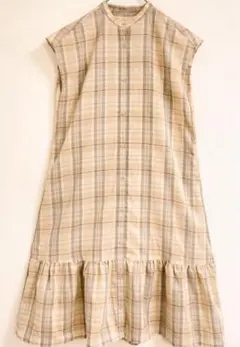GU ベージュ系チェック 半袖ロングワンピース フリル裾