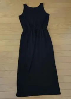ユニクロ　ノースリーブカットソーロングワンピース黒M
