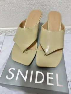 新品未使用品　SNIDEL スナイデル　ヒールサンダルのサムネイル