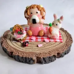 うさぎさんと春のピクニック　ミニチュア粘土作品