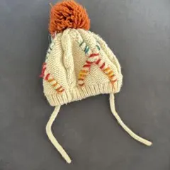 子供用ニット帽 ポンポン付き クリーム　ZARA