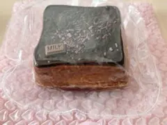 Item thumbnail for item fedc19df-c3d4-4dc1-81c2-3918253e6bf1