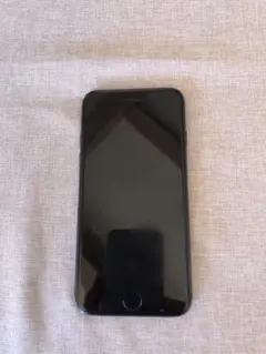 iPhone 7 Black 32 GB au