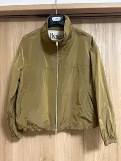 Herno 軽量オリーブジャケットのサムネイル