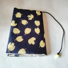 【ハンドメイド】イチョウ☆ブックカバー　文庫本サイズ