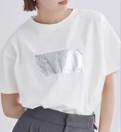 ur's 箔プリントTシャツ シルバーのサムネイル