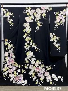 振袖 刺繍 金駒 金彩 紋意匠 身丈174cm 撥水加工済 MO3535 - メルカリ