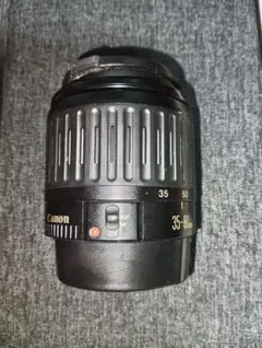 Canon EF 35-80mm 1:4-5.6 ズームレンズ カバー付のサムネイル