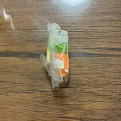 サンリオ　ベジタブルビスケットチャーム あひるのペックルにんじん