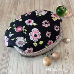 ロラライハリスParlor Posies （ブラック）がま口ポーチ ハンドメイド