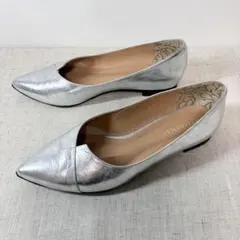 極美品★HIMIKO アシメトリー Vカット フラット パンプス 人気モデルのサムネイル