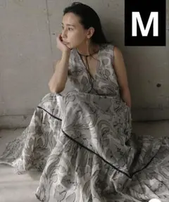 laubeblanc Geometric tiered Dress - メルカリ