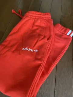 adidas パンツ