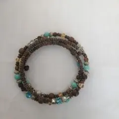 多層デザインのラップブレスレット