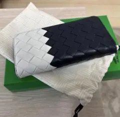 BOTTEGA VENETA イントレチャート長財布　バイカラー