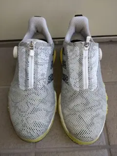 アディダスゴルフシューズ　コードカオス22