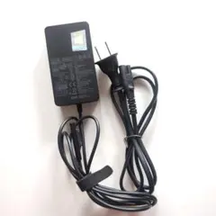 Microsoft Surface 65W 電源アダプター