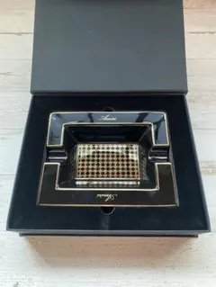 Item thumbnail for item c266c54b-4ecc-4450-878e-1e1eef4dc4c6