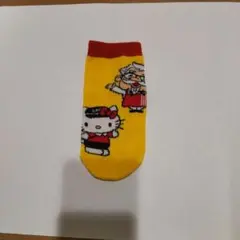 ハローキティ KFC コラボ ペットボトルカバー
