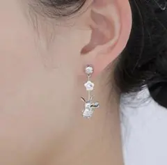 新品　ピカチュウ　ピアス　コラボ　マリクワ　ポケモン　ホワイトデー