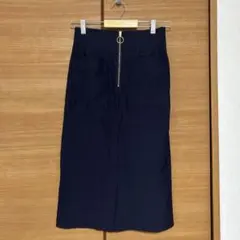 Te chichi ひざ下丈　タイトスカートのサムネイル