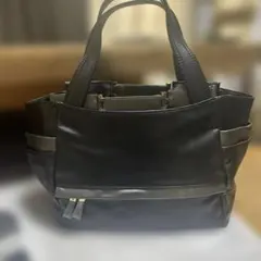 値下げ新品　PAPILLONNER ショルダーバッグ ブラック&バックインバックのサムネイル