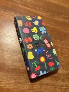 iPhone 手帳型ケース